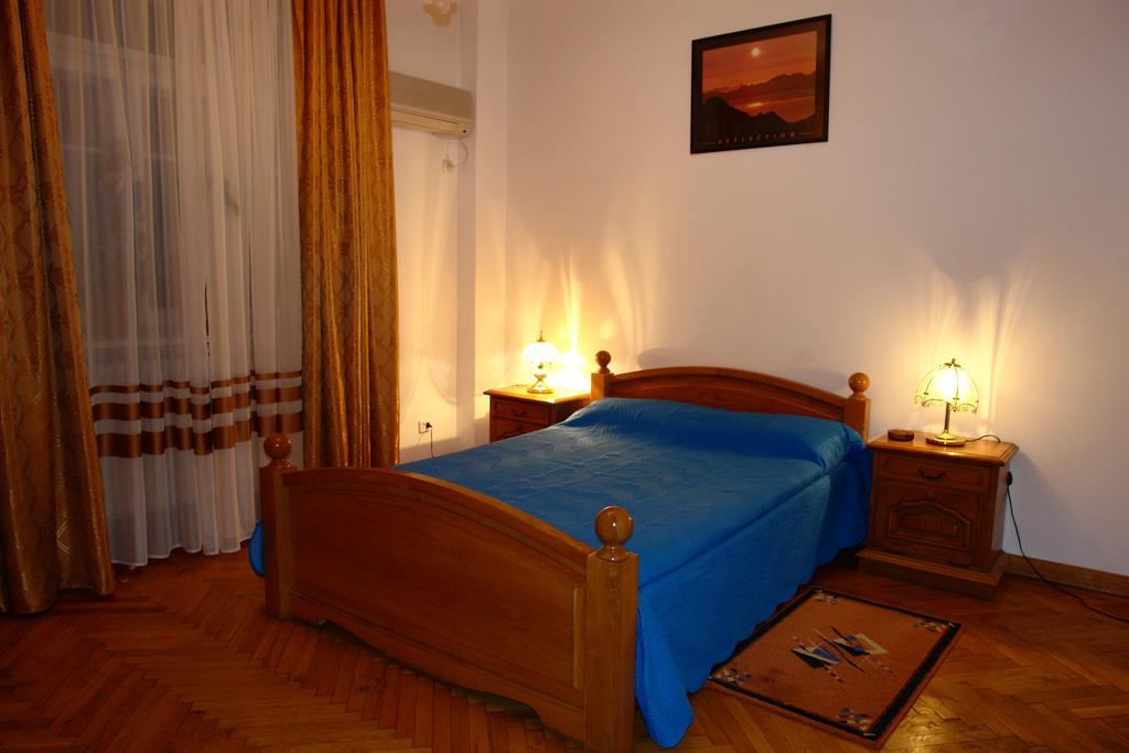 Hotel Ss Residence Unirii Boekarest Buitenkant foto