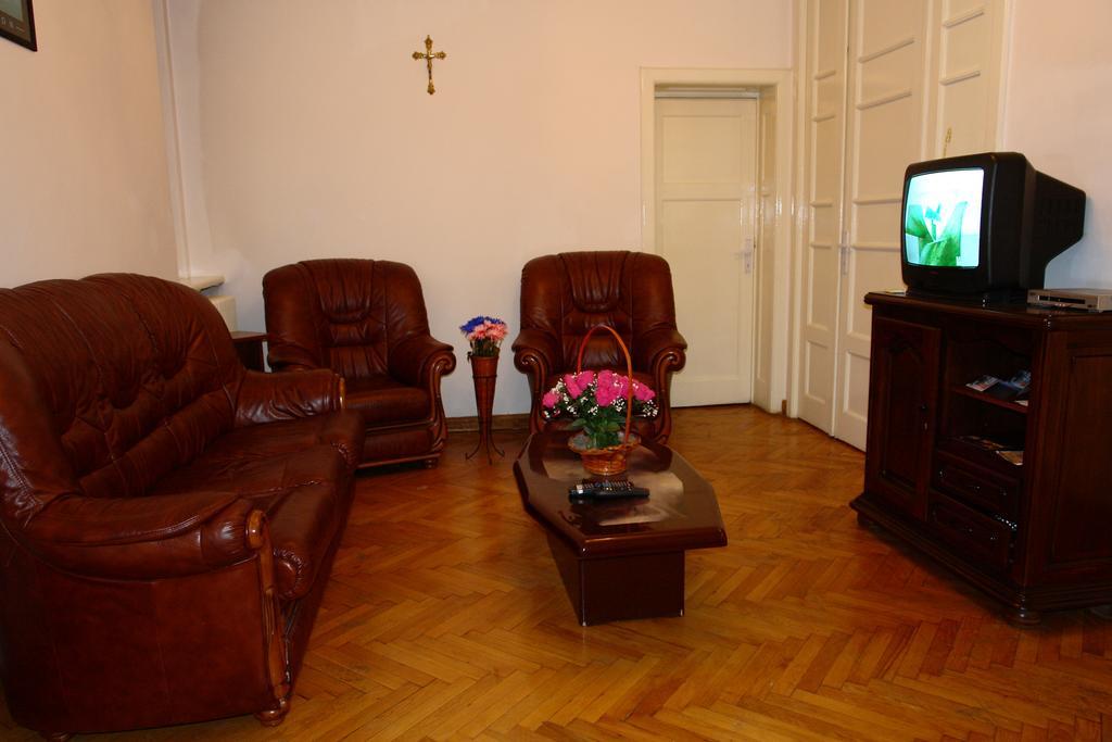 Hotel Ss Residence Unirii Boekarest Buitenkant foto